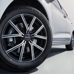 BYD Võ Văn Kiệt - BYD M6 sỡ hữu mâm hợp kim nhôm 17 inch, tăng cường tính thể thao và sang trọng