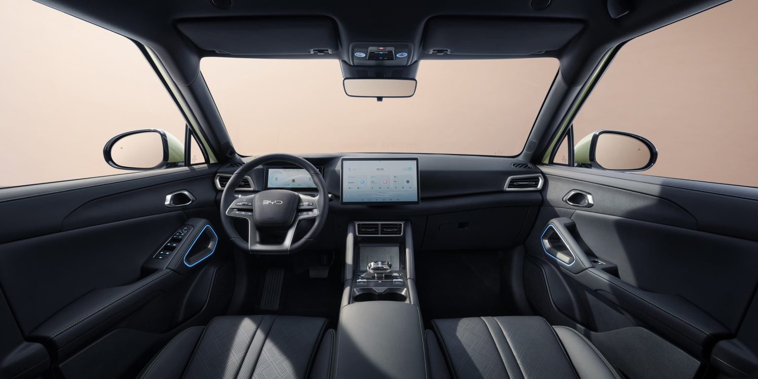 BDY Võ Văn Kiệt - Khoang cabin của BYD Atto 2 được thiết kế để mang lại không gian rộng rãi, thoải mái