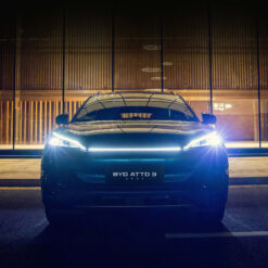 BYD Võ Văn Kiệt - BYD Atto 3 sở hữu đèn pha kết hợp với đèn hậu có chùm sáng rộng hơn