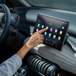 BYD Võ Văn Kiệt - BYD Atto 3 sở hữu màn hình cảm ứng xoay thông minh 15.6 inch