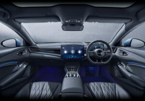 BYD Võ Văn Kiệt - Khoang cabin BYD Seal rộng rãi cho 5 chỗ, ghế thể thao công thái học chỉnh điện, sưởi ấm.