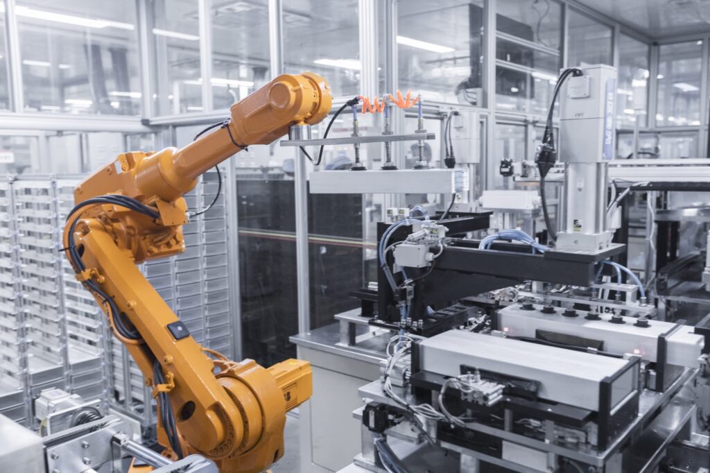 BYD Võ Văn Kiệt - BYD đã đưa pin thể rắn 60Ah ra khỏi dây chuyền sản xuất thí điểm vào năm 2024.